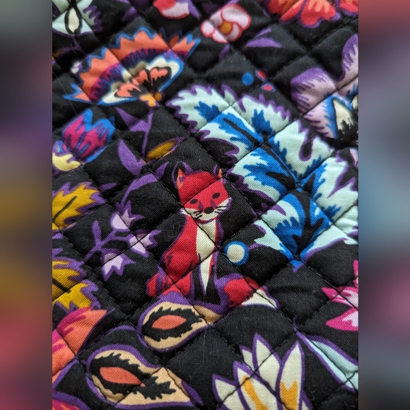 Vera Bradley Iconic Foxwood Bright Crossbody NWOT RARE! - Picture 4 of 5